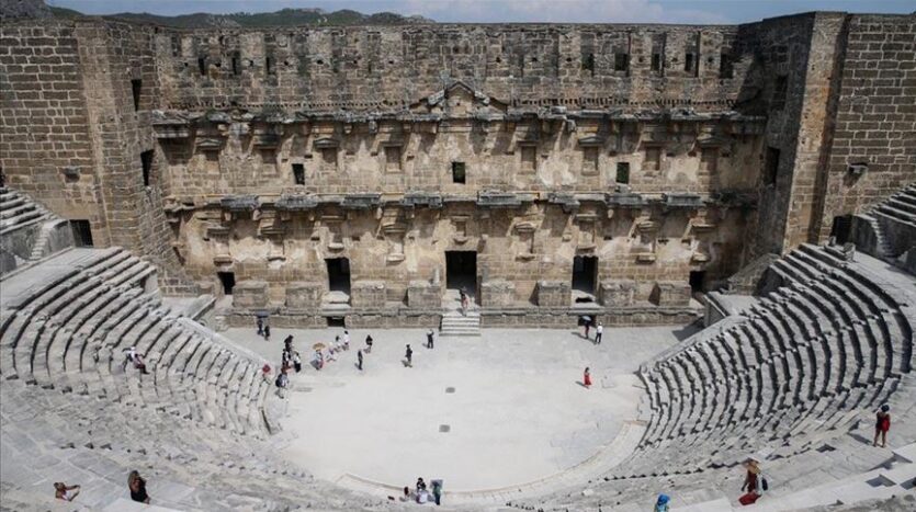 مسرح أسبندوس التاريخي